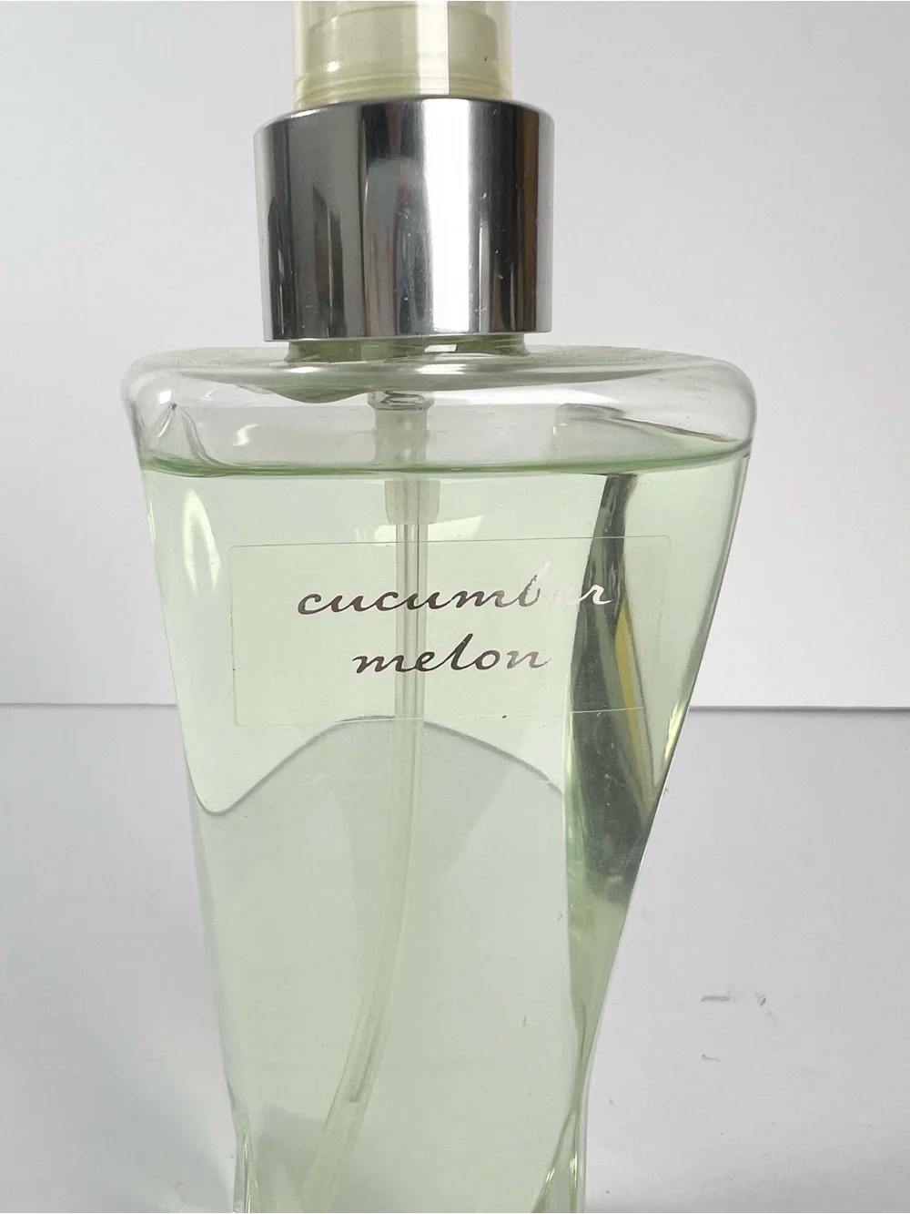 Vintage retired Bath & Body works‎ cucumber melon body spray 8fl oz